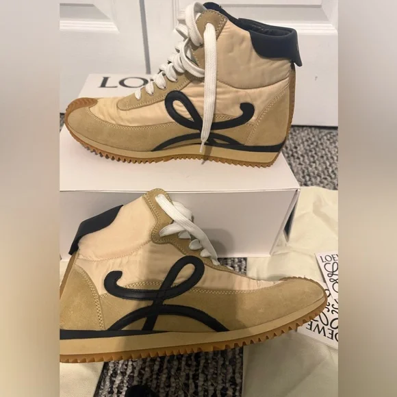 Loewe Beige, White & Black Retro Runner Sneakers High Top size 38 full set - Picture 9 of 10
